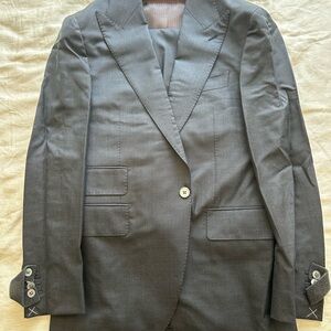 Suitsupply Custom S150’s Charcoal Suit 40S/34L